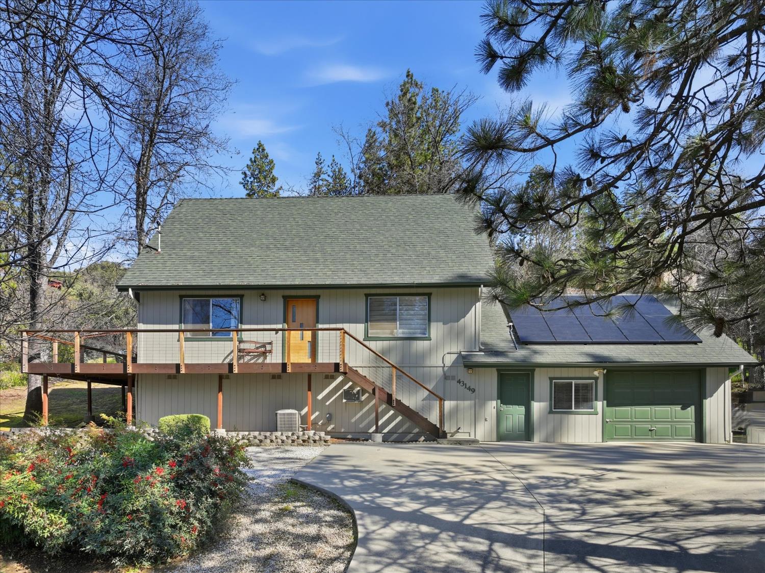 43149 W Sugar Pine Dr